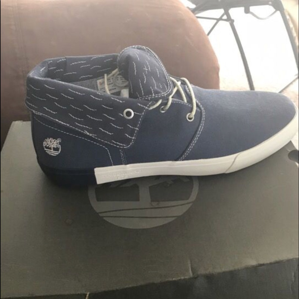 Size 12 timberland shoes